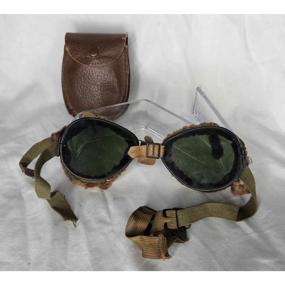 WWII Era Pilot Bomber Aviation Foster Grant Fur Lined Tinted Goggles & Case